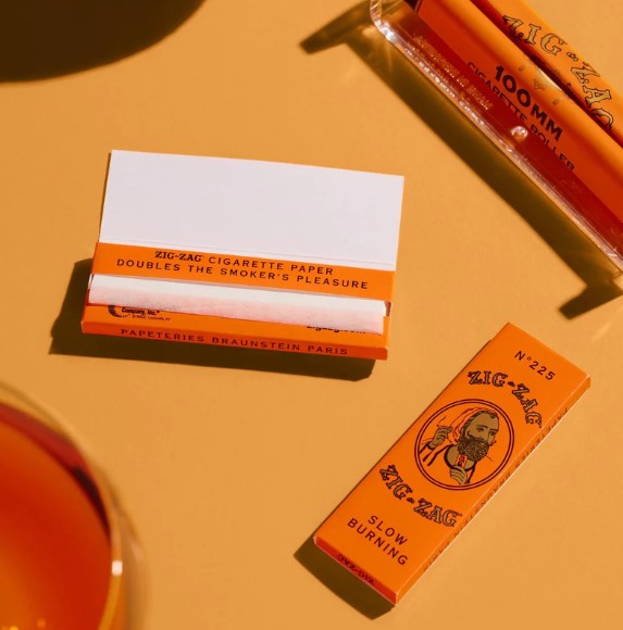 What Makes the Best Roll Paper? A Look at Zig-Zag’s Timeless Standards